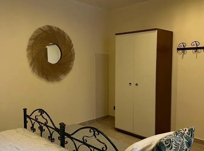 Salemi Bnb فندق مبيت وإفطار *